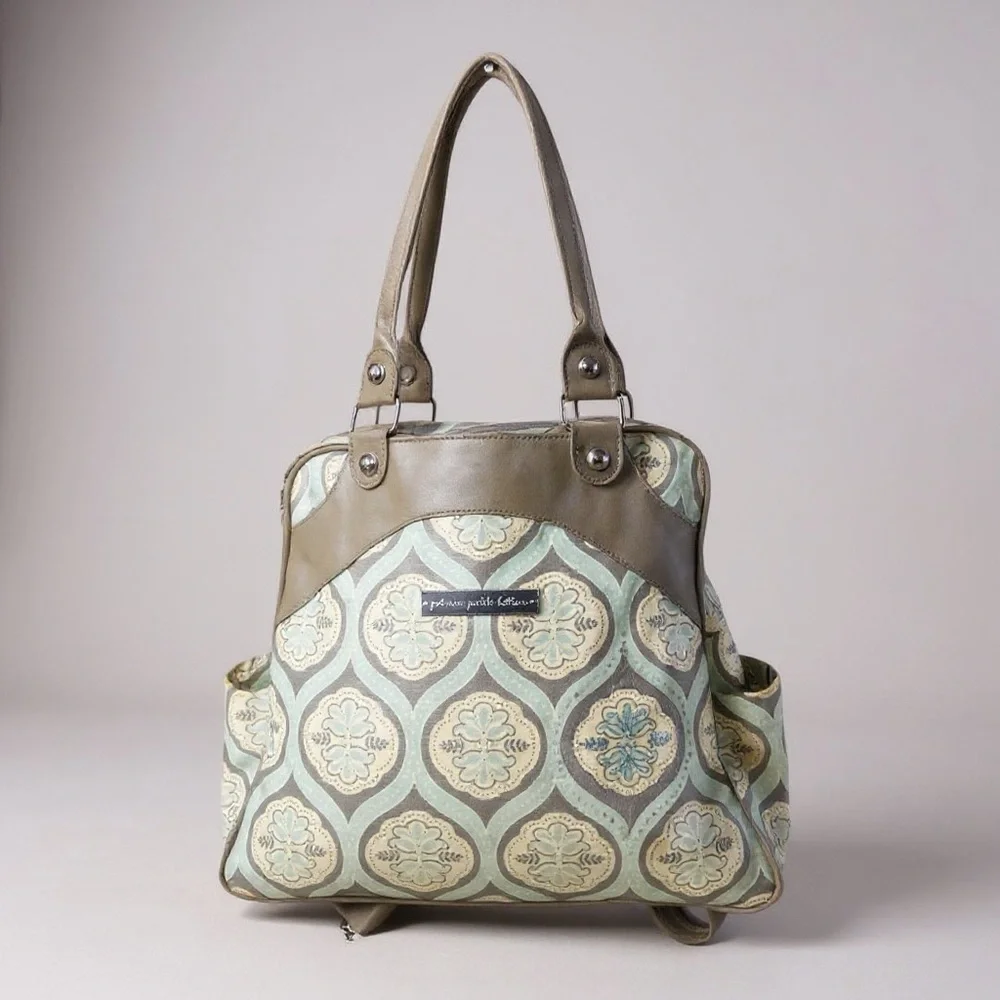 Petunia Pickle Bottom Diaper Bag Backpack Zip Top Gray Breakfast‎ In Berkshire